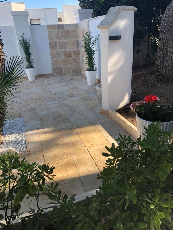 Le Due Pigne (Adults Only) Villa ตารันโต ภายนอก รูปภาพ
